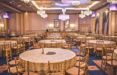 Imagen de referencia de una terraza elegante para recepción de bodas