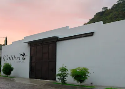 Terraza Colibrí